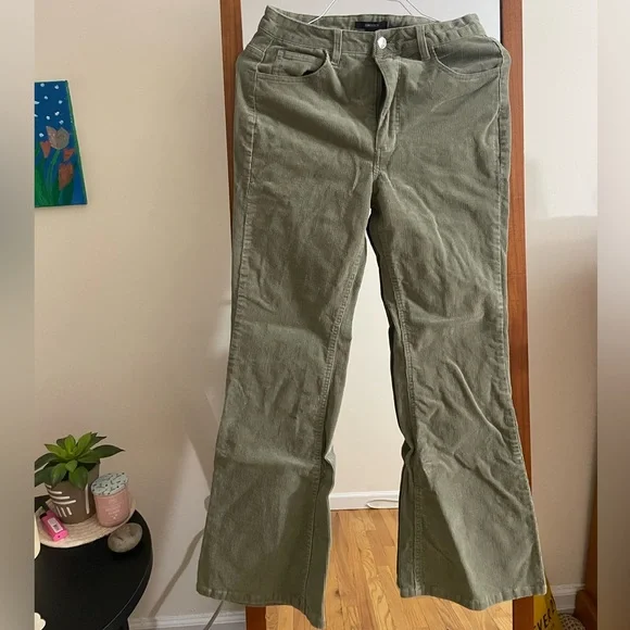 Flared corduroy pants